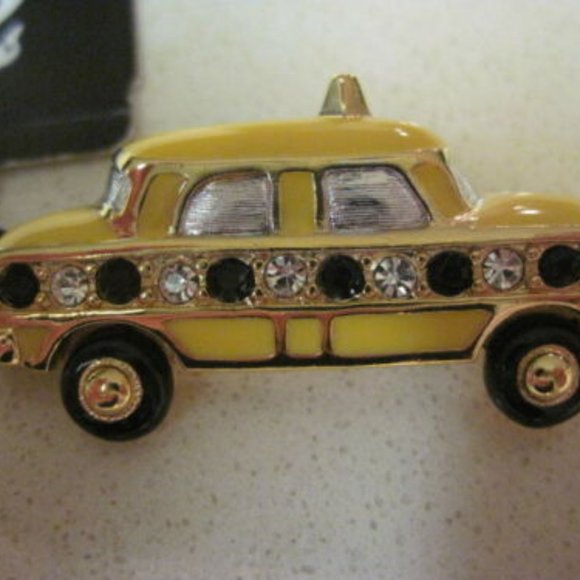 Swarovski Jewelry - FLASH SALE Swarovski Swan Signed New York Yellow Taxi Cab Brooch Rare
